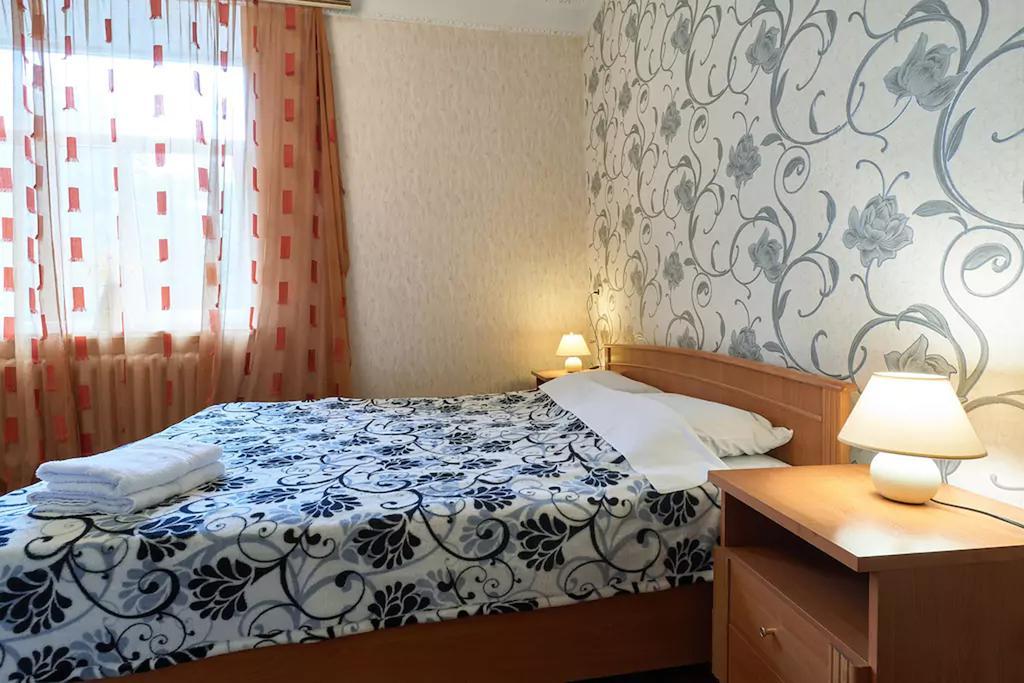 Home Hotel Apartments On Lva Tolstogo Kiev Exterior foto